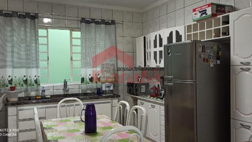 http://www.karafaimoveis.com.br/erp/fotos/000840N006.jpg