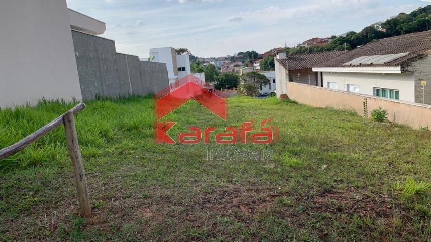 http://www.karafaimoveis.com.br/erp/fotos/000889N003.jpg