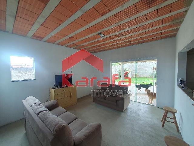 http://www.karafaimoveis.com.br/erp/fotos/000899N003.jpg