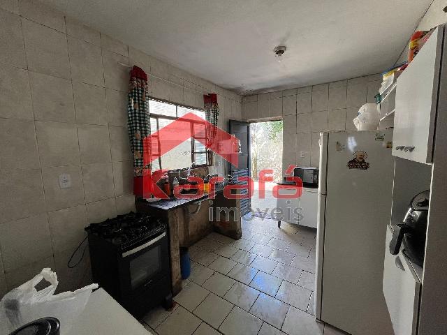 http://www.karafaimoveis.com.br/erp/fotos/000988N004.jpg