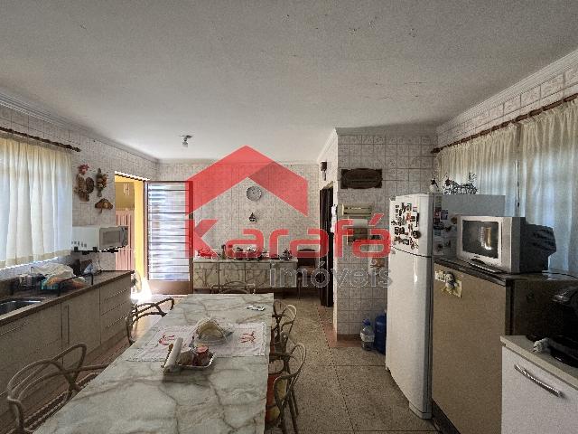 http://www.karafaimoveis.com.br/erp/fotos/001013N005.jpg