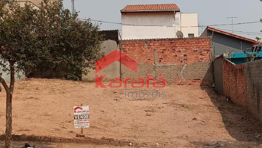 http://www.karafaimoveis.com.br/erp/fotos/001047N002.jpg