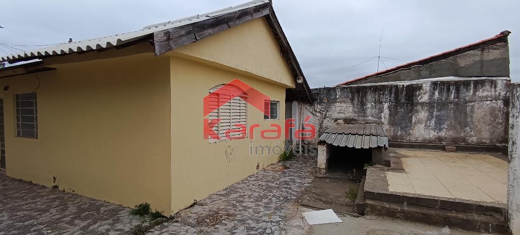 http://www.karafaimoveis.com.br/erp/fotos/001070N005.jpg