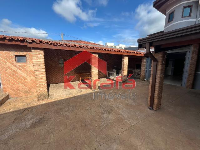 http://www.karafaimoveis.com.br/erp/fotos/001077N005.jpg