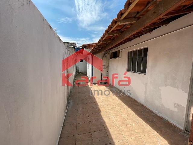 http://www.karafaimoveis.com.br/erp/fotos/001095N004.jpg