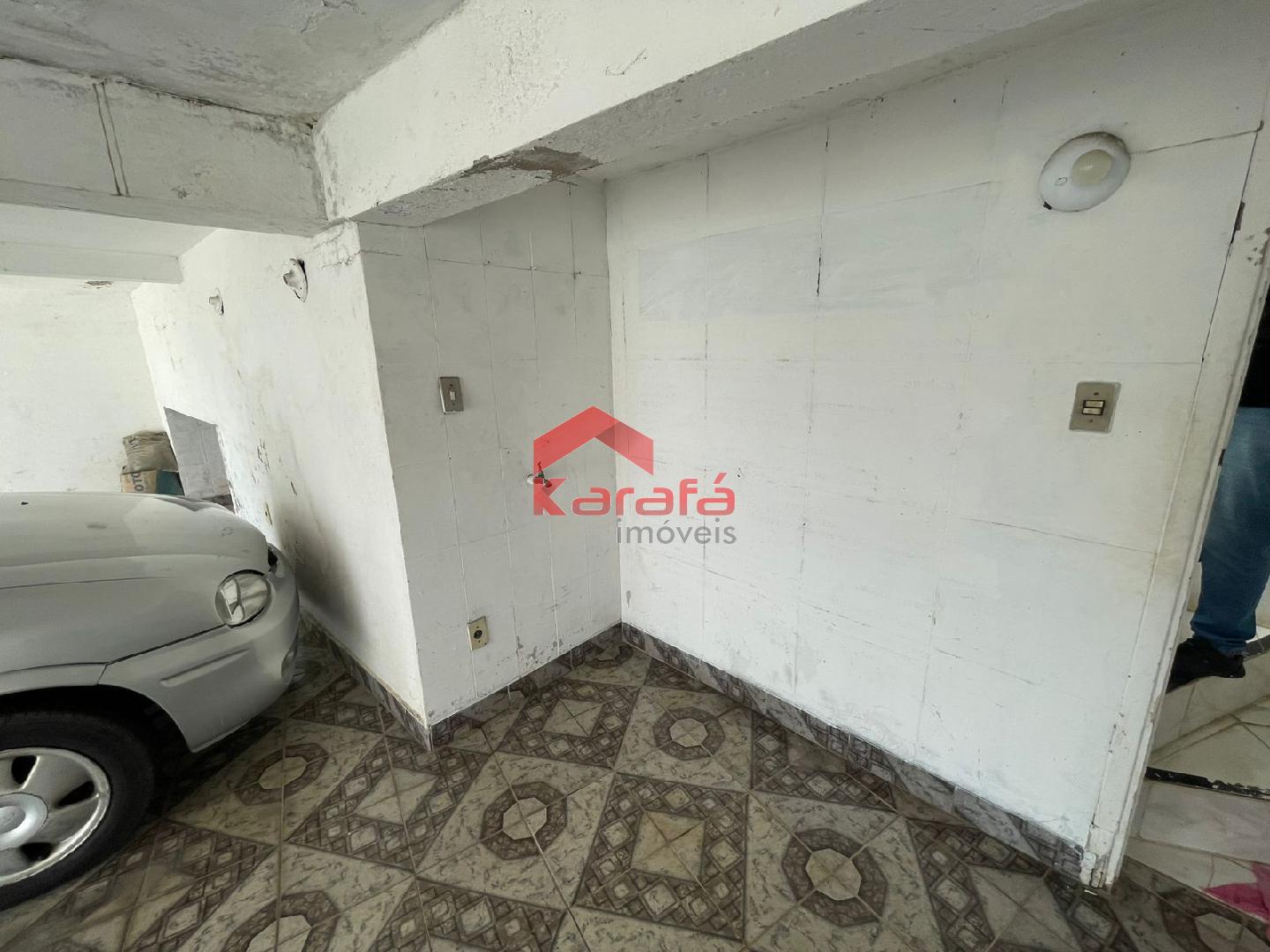 http://www.karafaimoveis.com.br/erp/fotos/001112N002.jpg