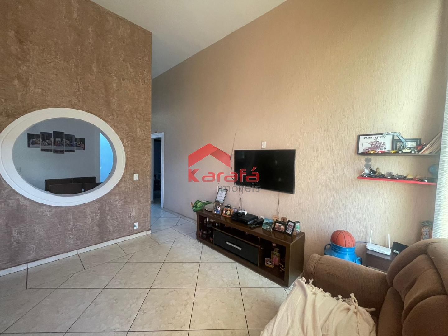 http://www.karafaimoveis.com.br/erp/fotos/001118N022.jpg